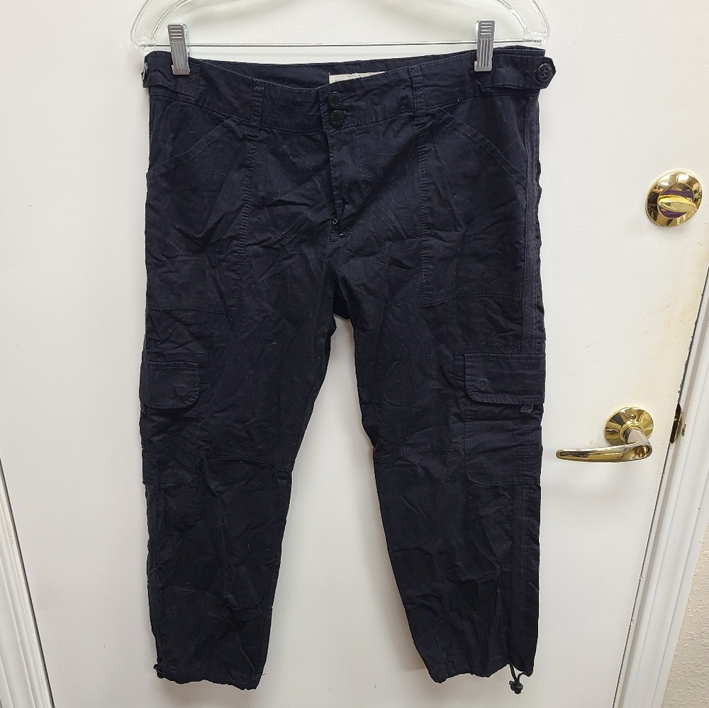 Blossom & Clover - Black Athletic Capris - 10
